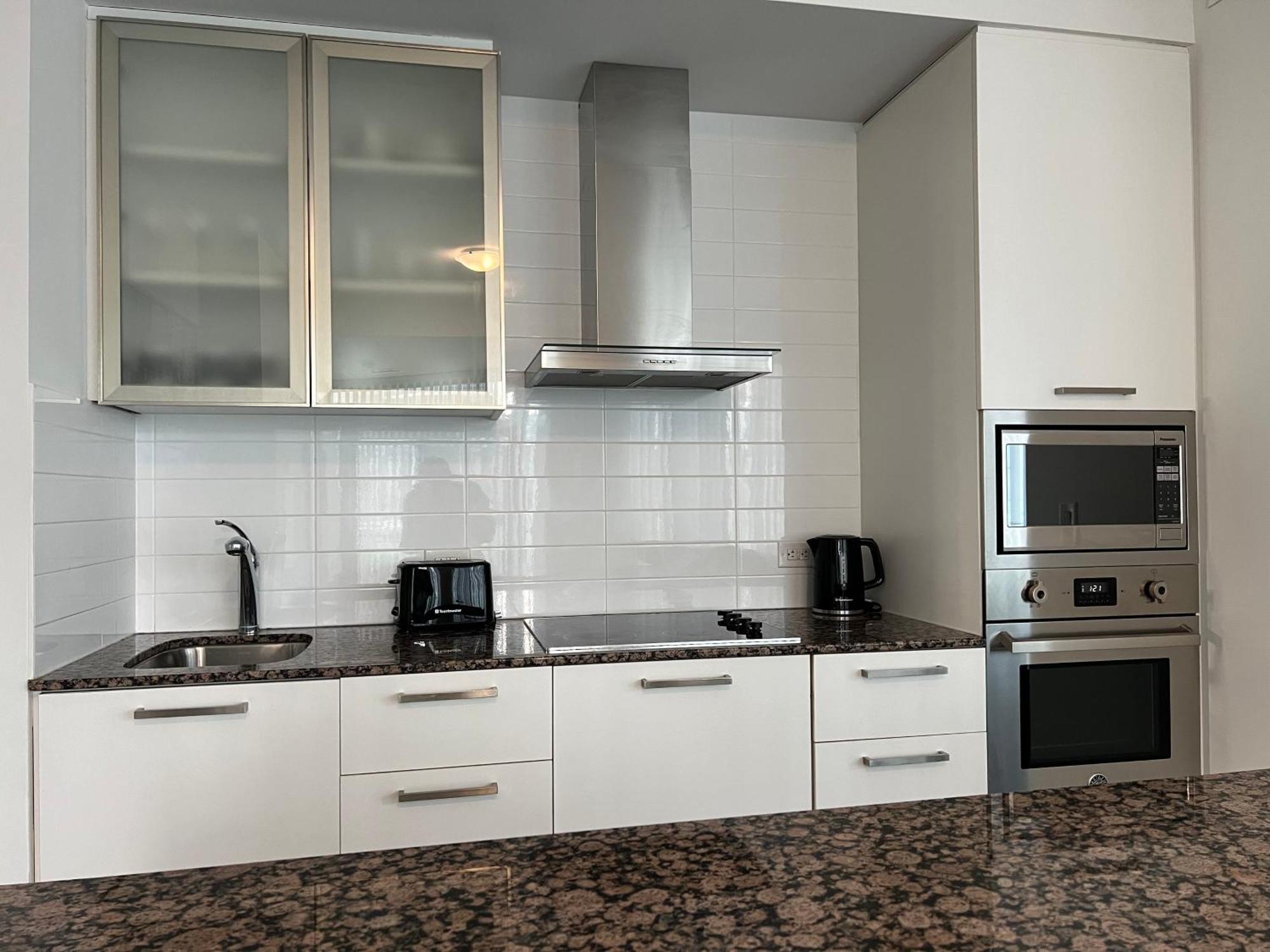 Grand Royal Suites Toronto Kültér fotó