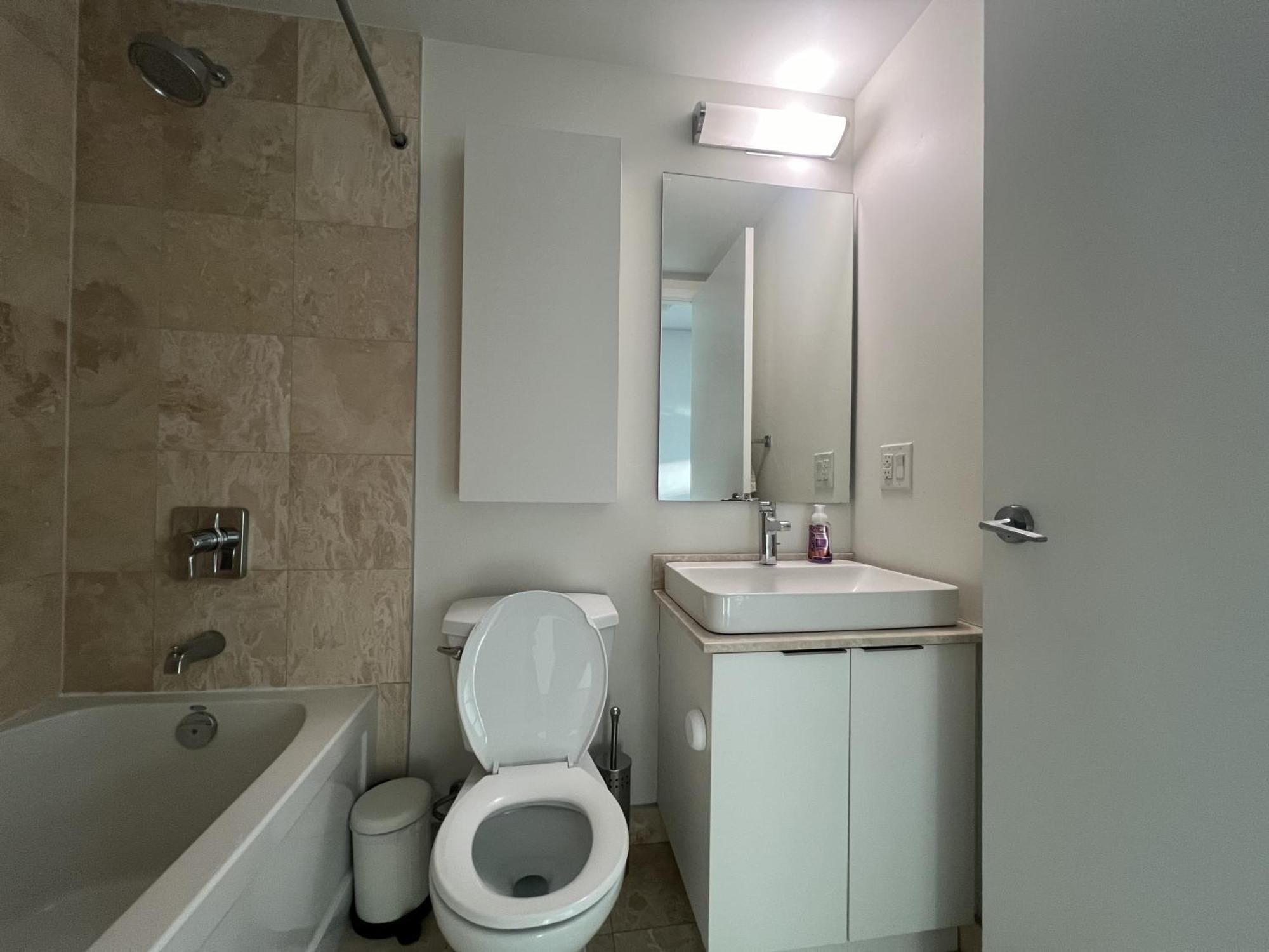 Grand Royal Suites Toronto Kültér fotó