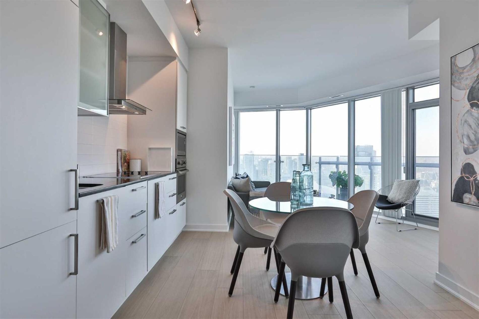 Grand Royal Suites Toronto Kültér fotó