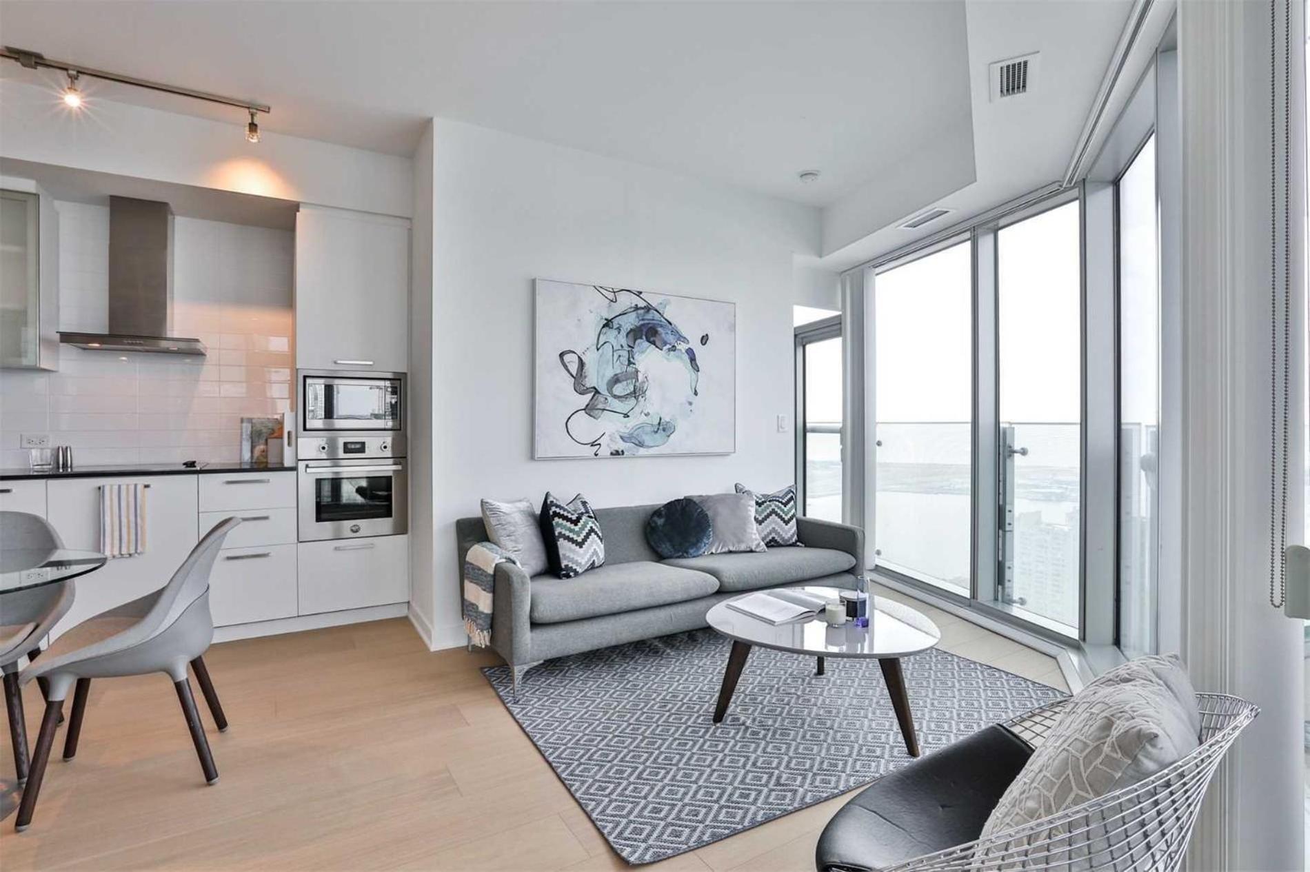 Grand Royal Suites Toronto Kültér fotó